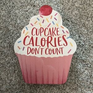 Cupcake table top decor